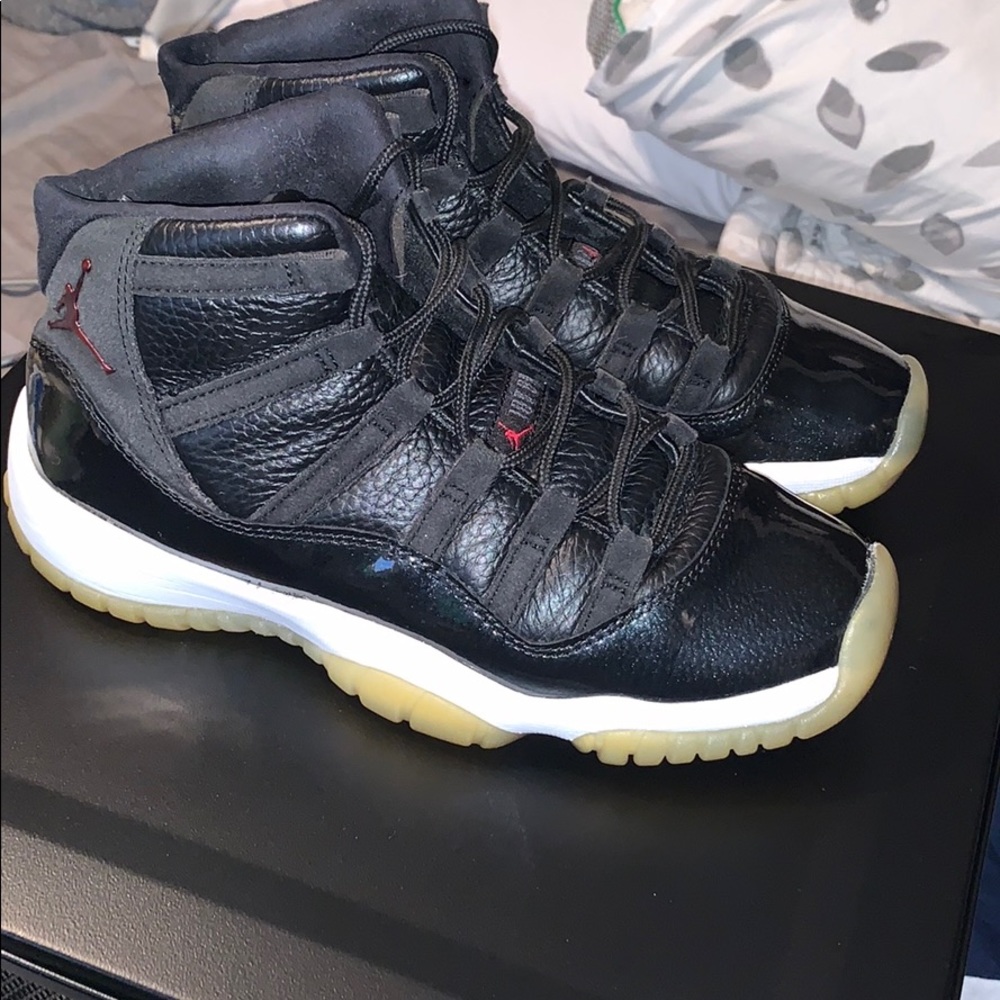 Jordan Retro 11’s “72-10”